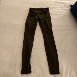 Lululemon women’s running leggings